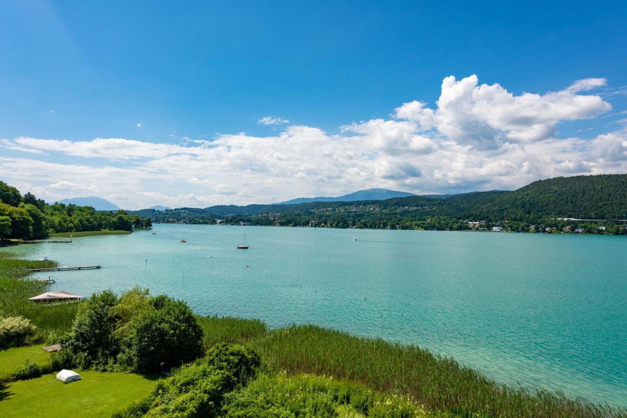 Strandhotel Schabus Velden am Worthersee Bagian luar foto