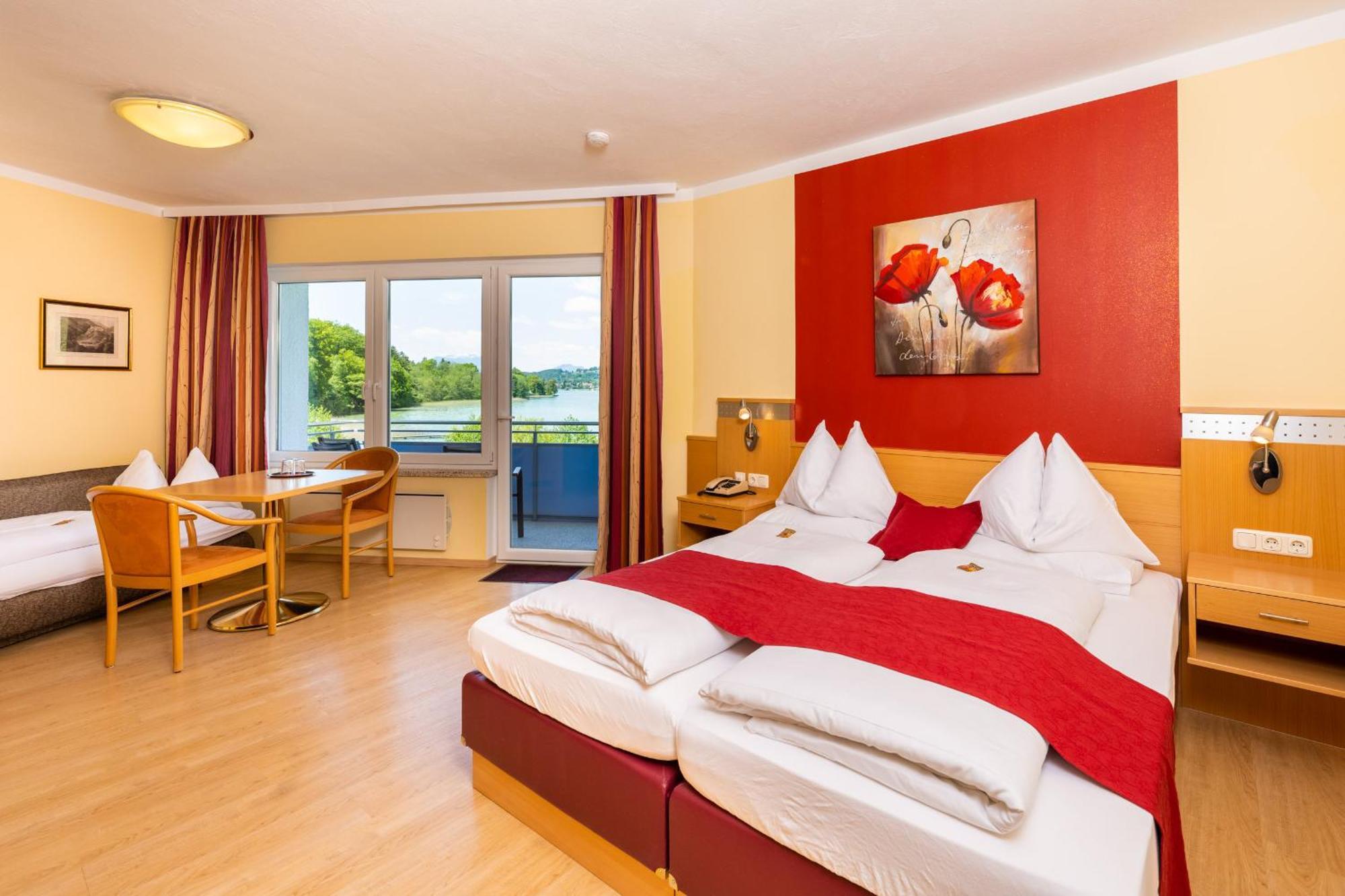 Strandhotel Schabus Velden am Worthersee Ruang foto
