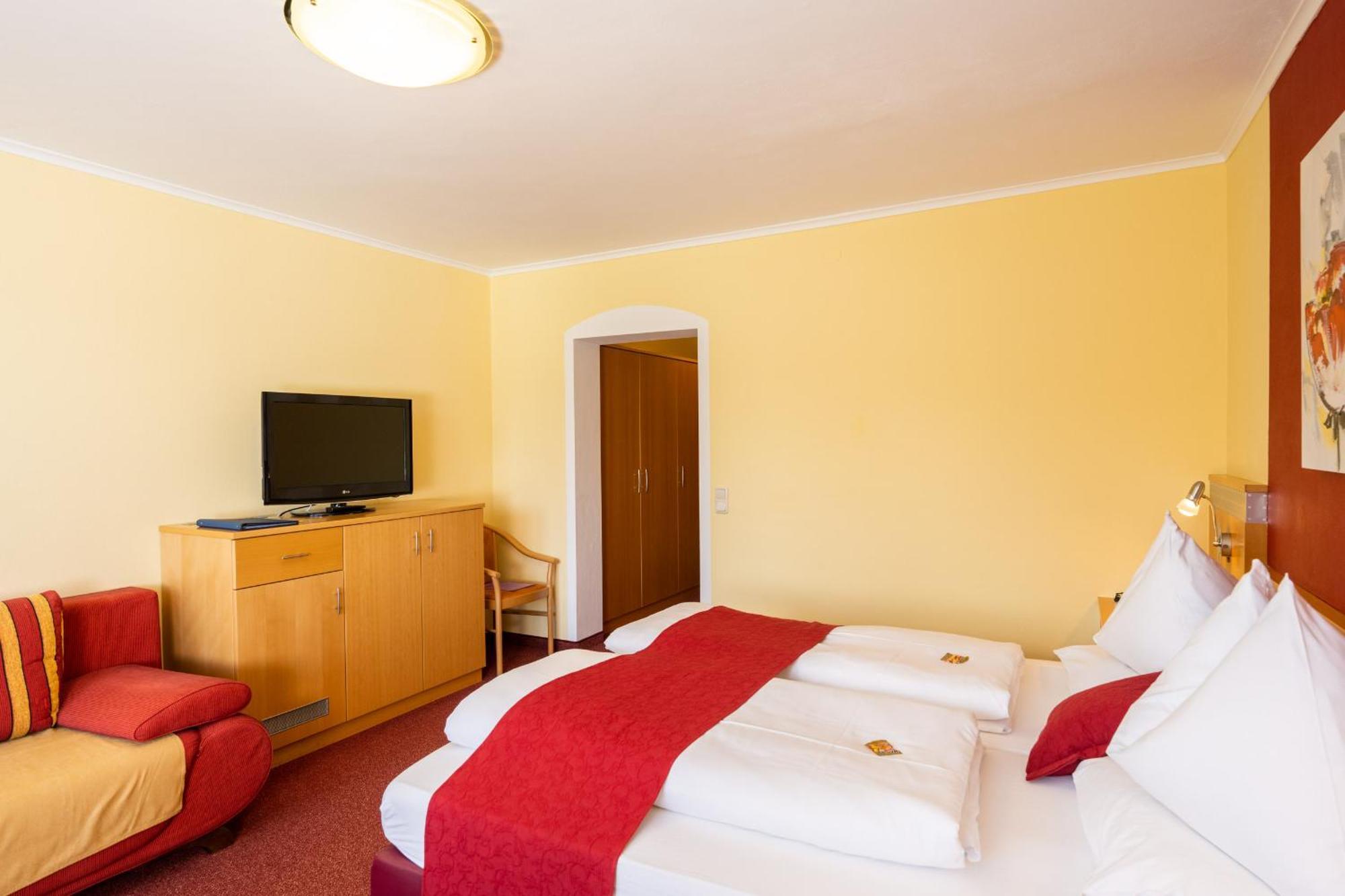 Strandhotel Schabus Velden am Worthersee Ruang foto