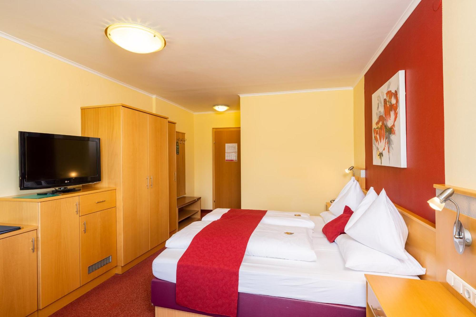Strandhotel Schabus Velden am Worthersee Ruang foto