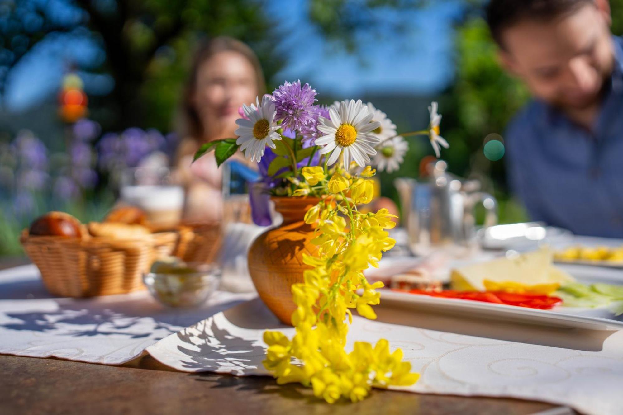 Strandhotel Schabus Velden am Worthersee Bagian luar foto