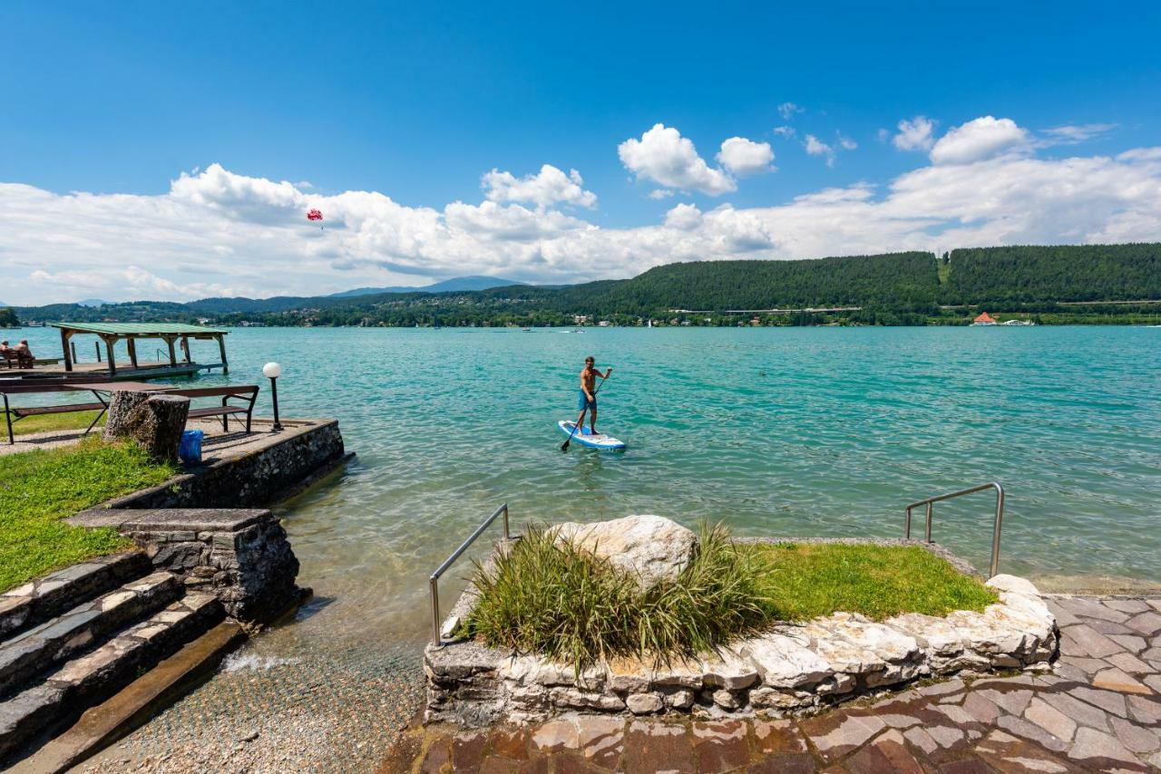 Strandhotel Schabus Velden am Worthersee Bagian luar foto